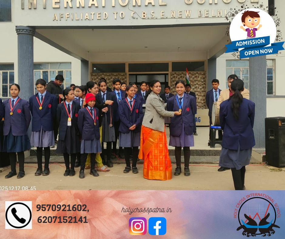 GIRLS BADMINTON WINNING MOMENT