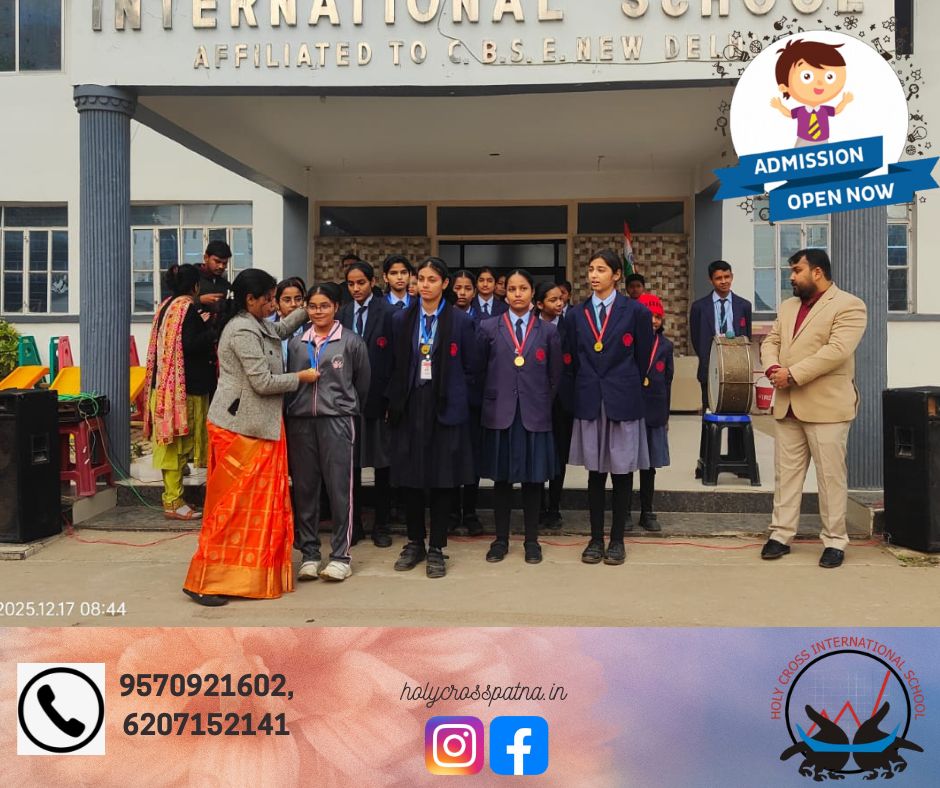 GIRLS BADMINTON WINNING MOMENT